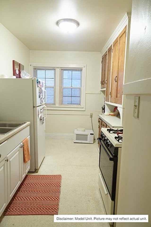 2556 N Murray Ave - Photo 6 of 23