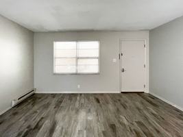 featured image of 2310 North Oakwood Avenue