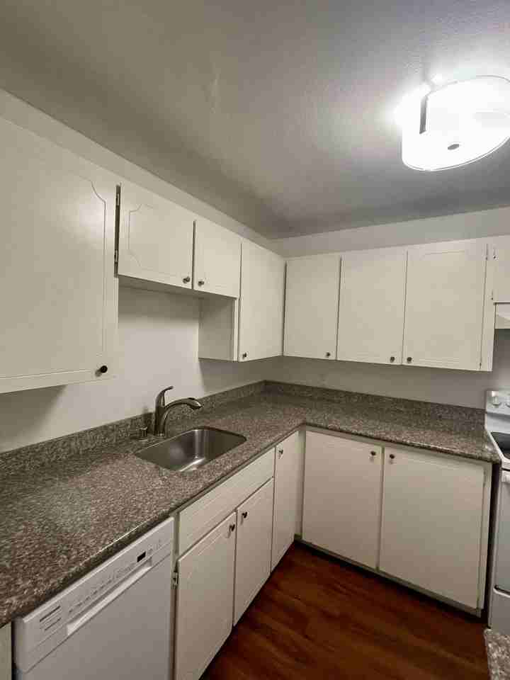 Avalon Apartments - Photo 2 of 12