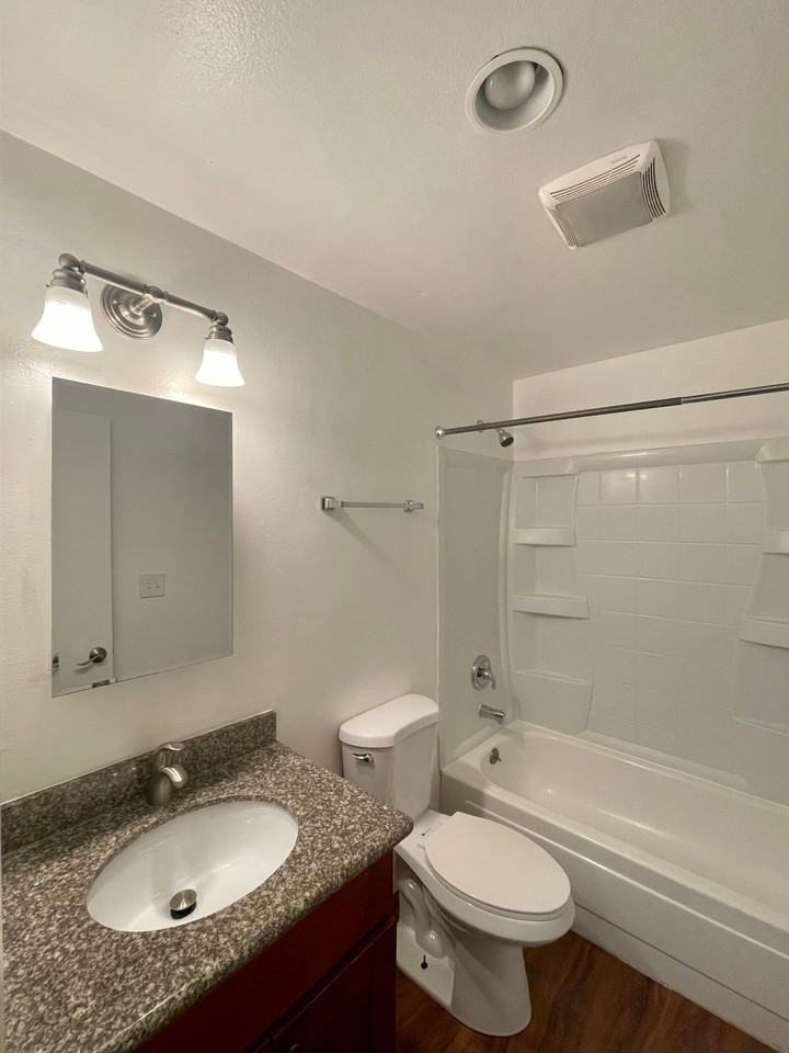 Avalon Apartments - Photo 3 of 12