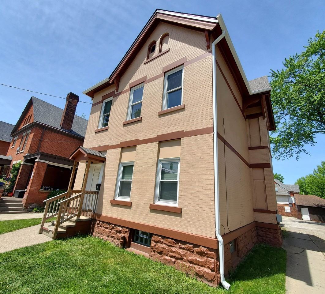 310w7th - Photo 2 of 2