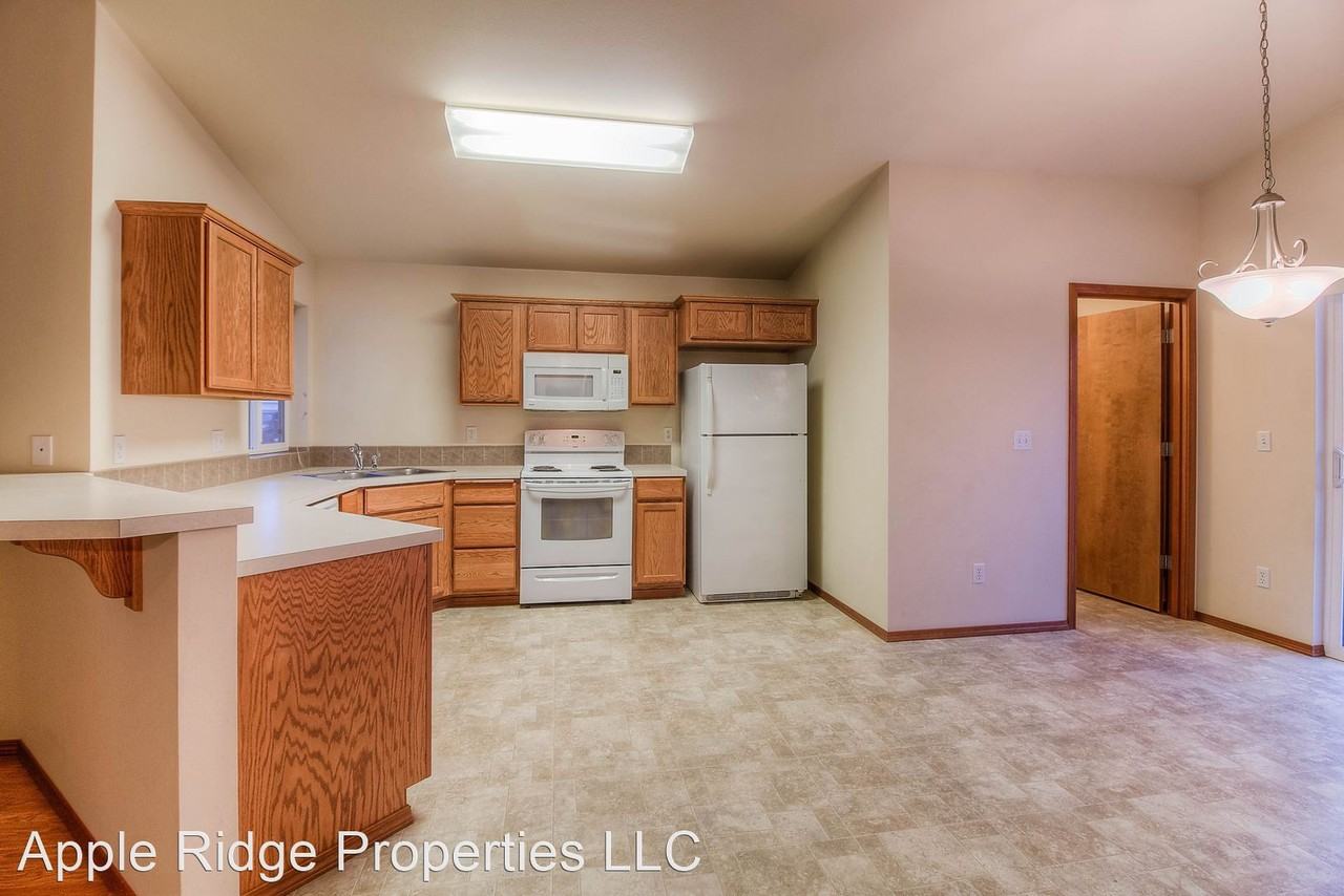 1000 S 90th Ave - Photo 2 of 9