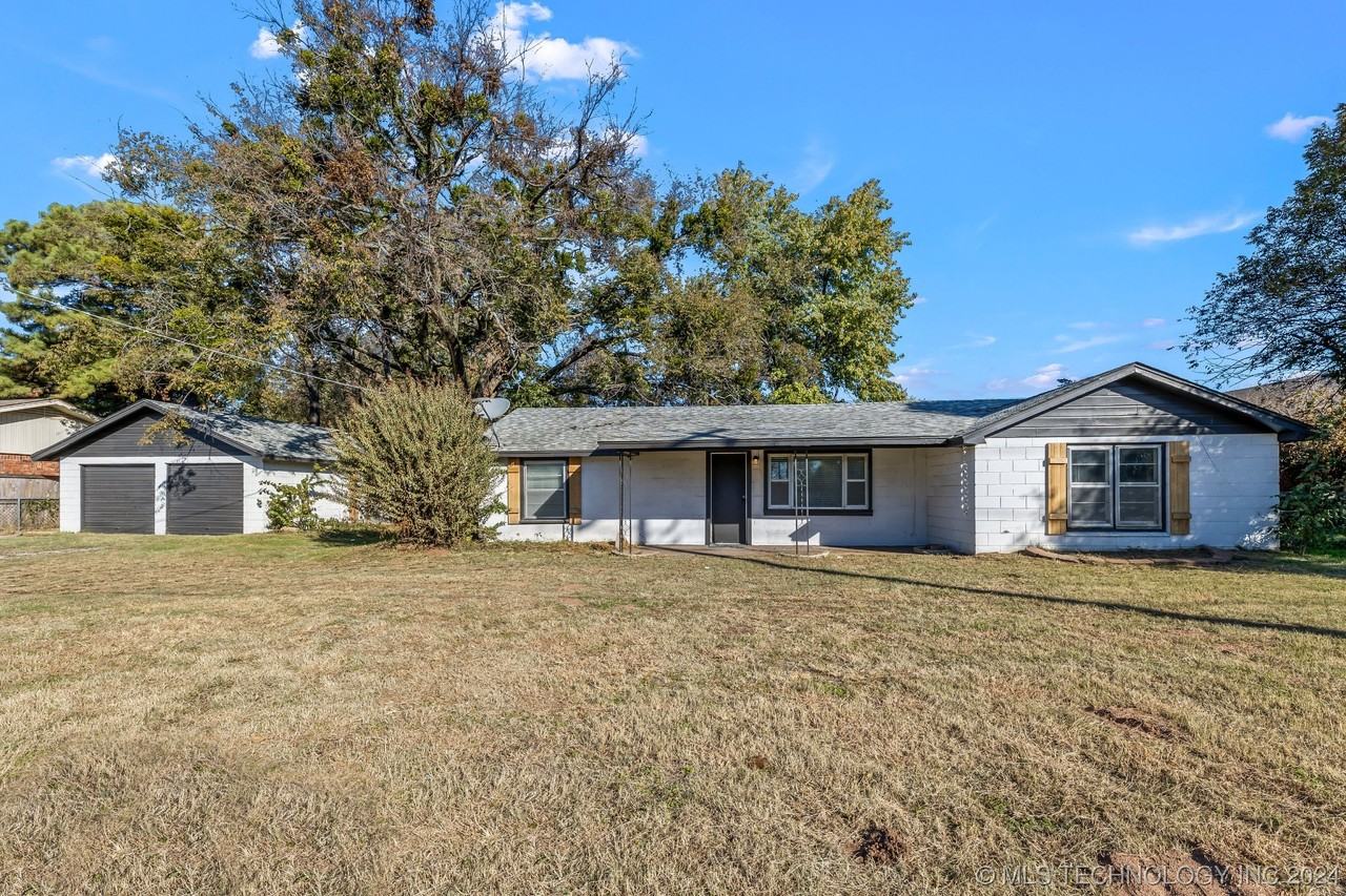 7915 E 131st St S, Bixby, OK 74008 3 Bedroom House for 1,295/month