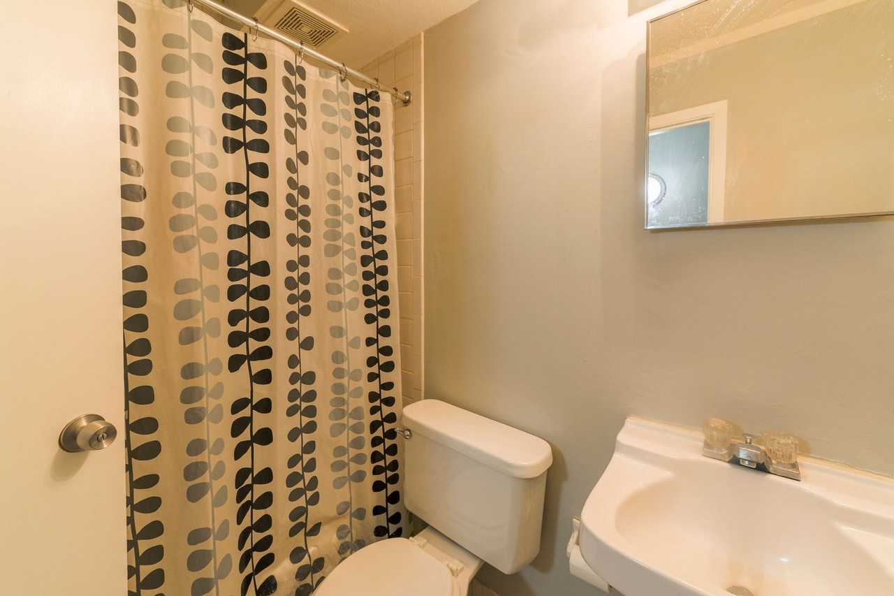 1707 Glenwood Ave - Photo 6 of 12