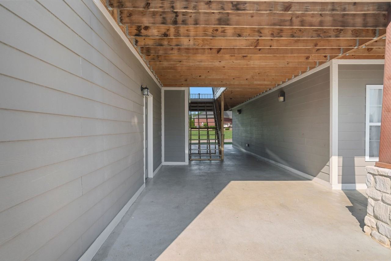 Jennings Creek Apartments - Photo 6 of 31