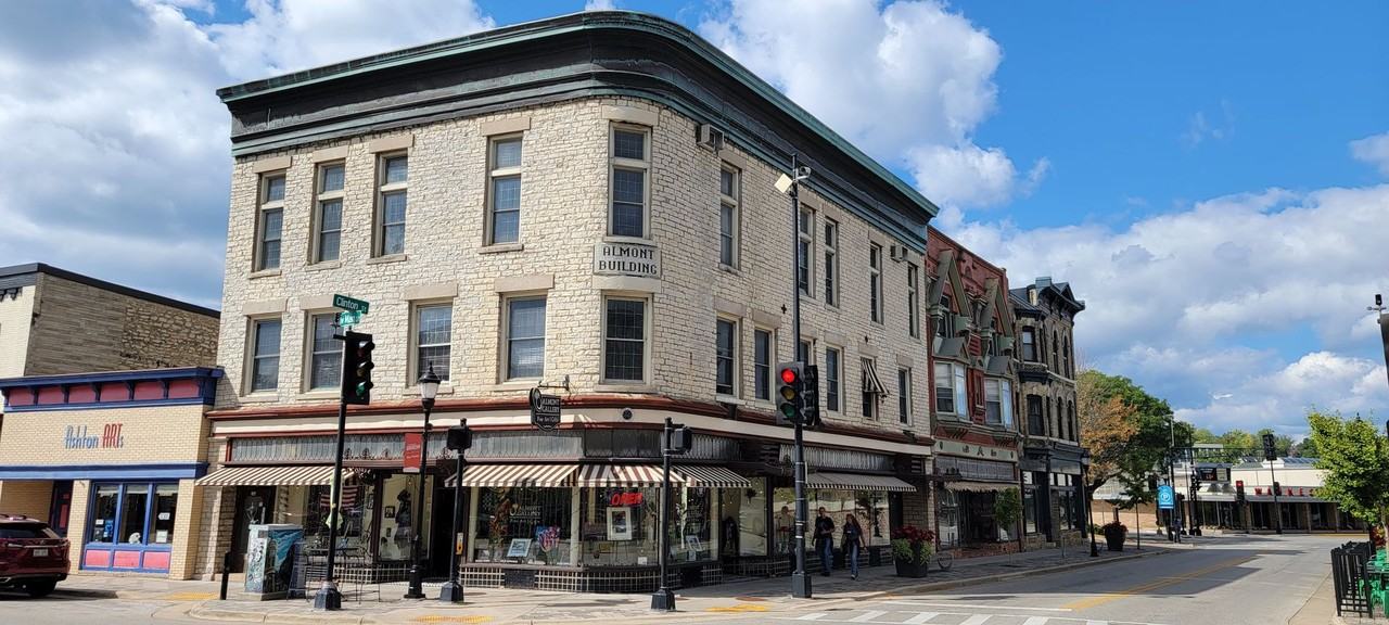 342-344 W. Main St - Photo 2 of 7