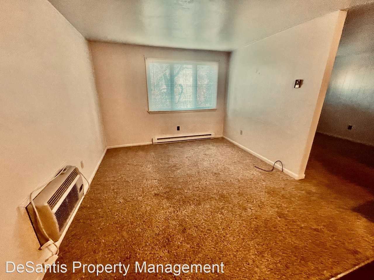 10 Lunar Ln - Photo 3 of 12