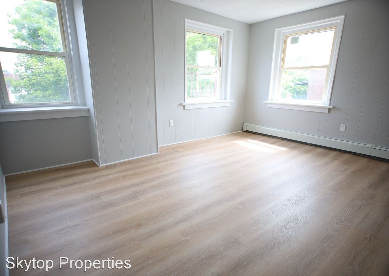 172 Summer Street - Photo 2 of 4