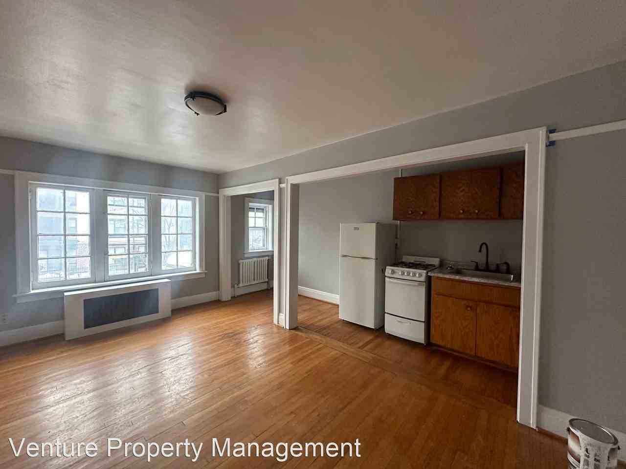 1345 N Astor St - Photo 2 of 23