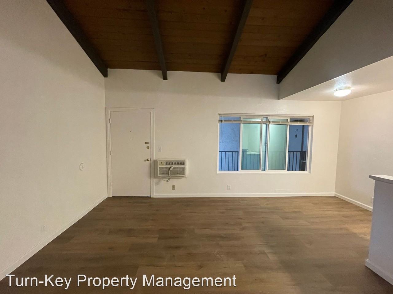 5800 Traffic Way - Photo 2 of 9