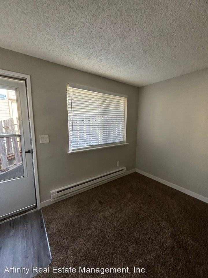 2635 Cascade Place W - Photo 2 of 2
