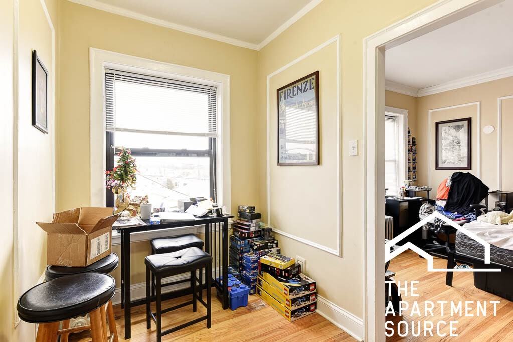 2801 N Keating Ave #206 - Photo 3 of 11