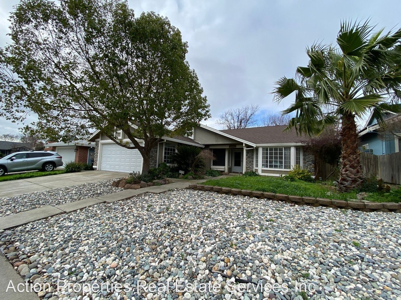 8405 Deer Fern Ct - Photo 2 of 17