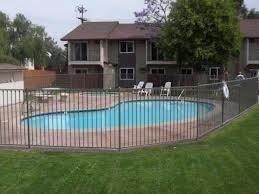 1475 Oakdale Ave - Photo 3 of 18