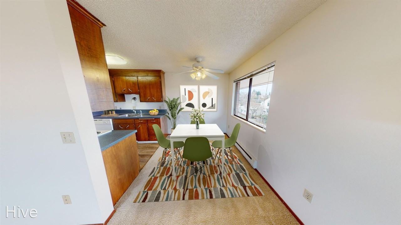 7400 5th Ave NE - Photo 2 of 13