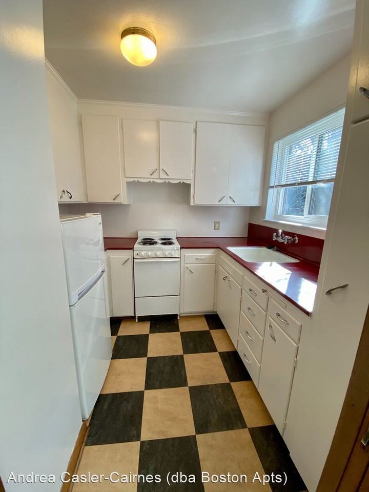 Boston Apartments - Photo 3 of 14