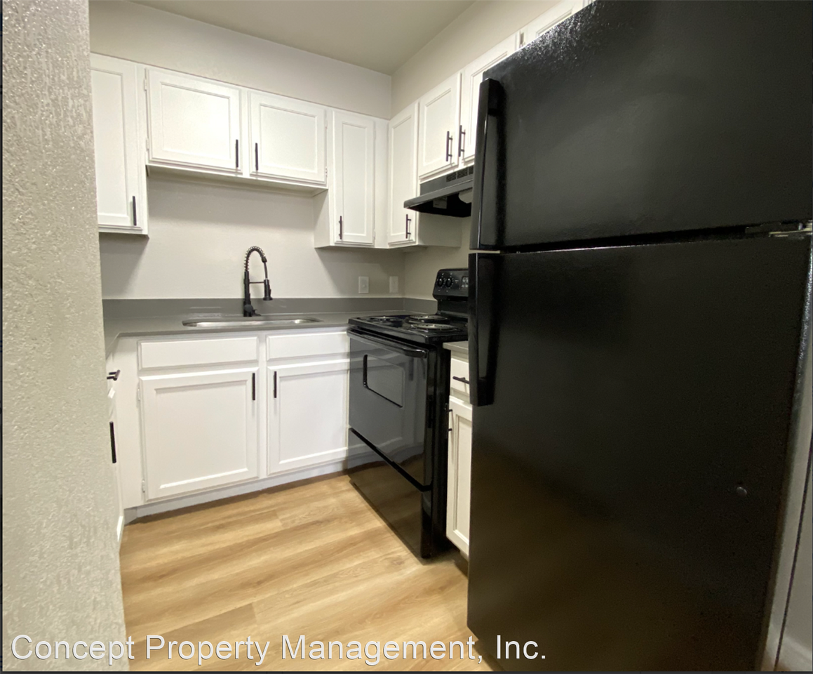 350 S Elizabeth St. - Photo 3 of 28