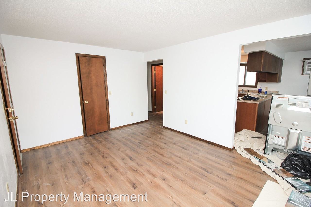 3600 S Cathy Ave - Photo 3 of 17