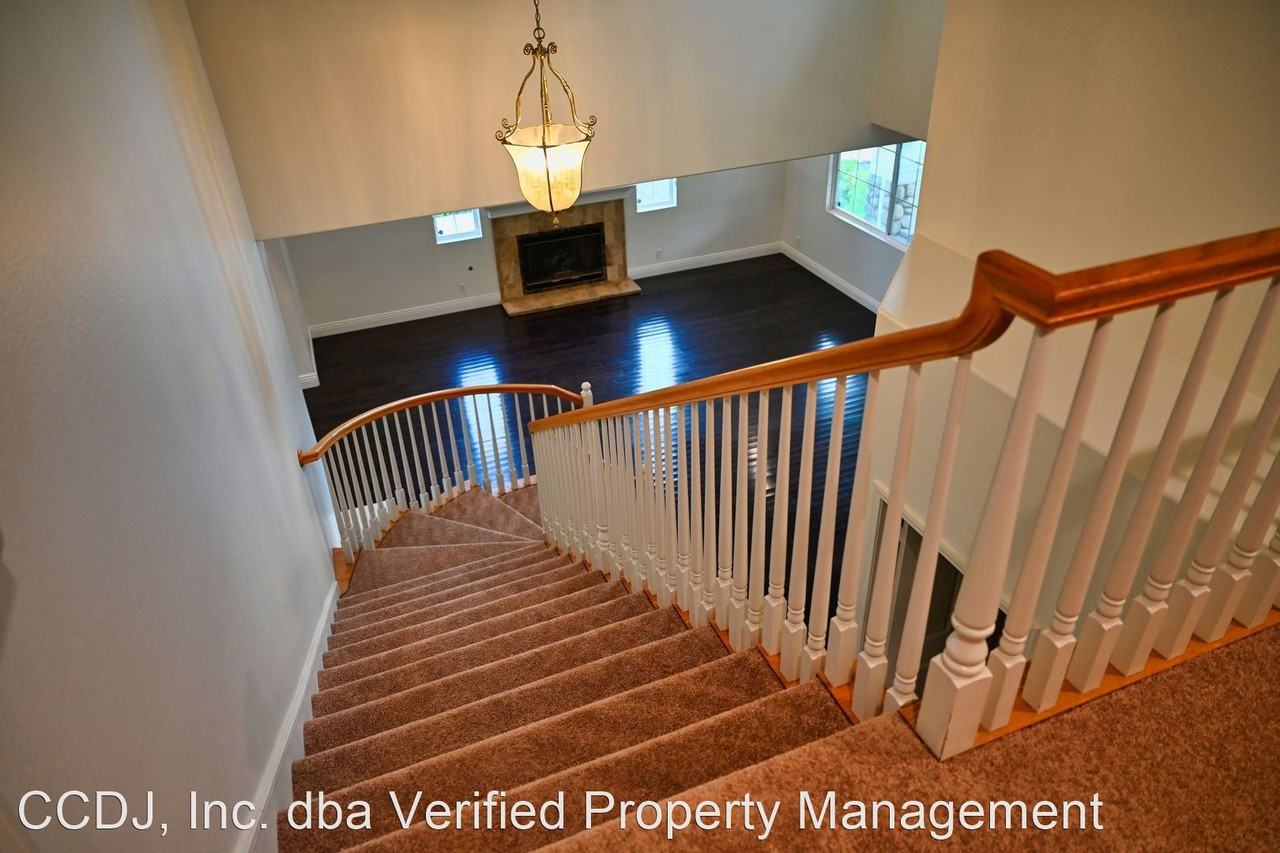 24589 Lola Ln - Photo 6 of 15
