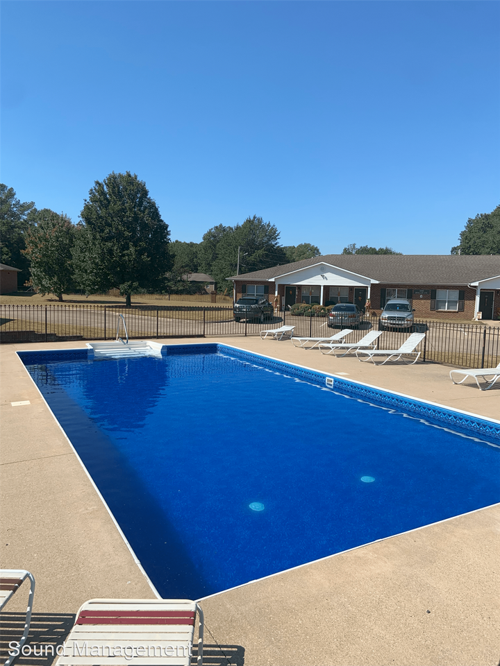 Breckenridge Apartments - Photo 2 of 3