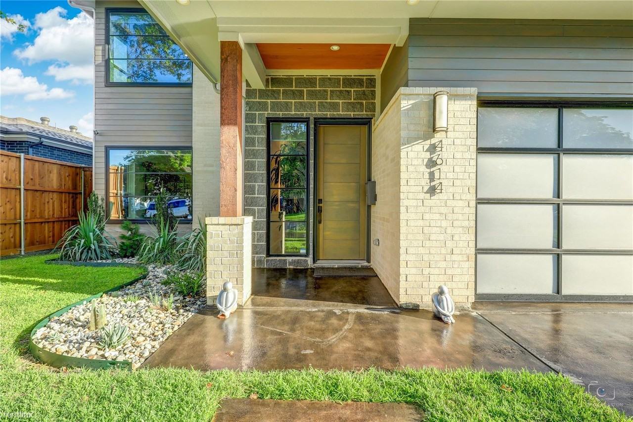 4614 Newmore Ave - Photo 3 of 35