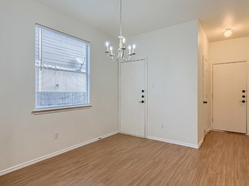 13913 Harris Ridge Blvd #A - Photo 7 of 27