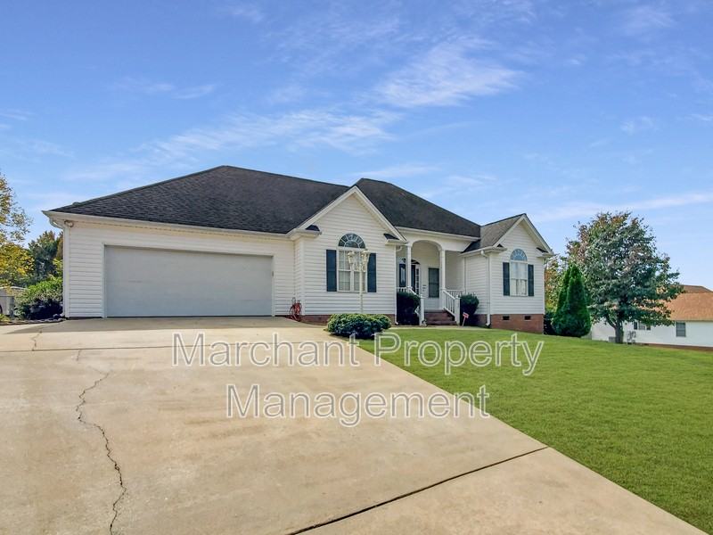 107 Madison Ridge Rd - Photo 3 of 42