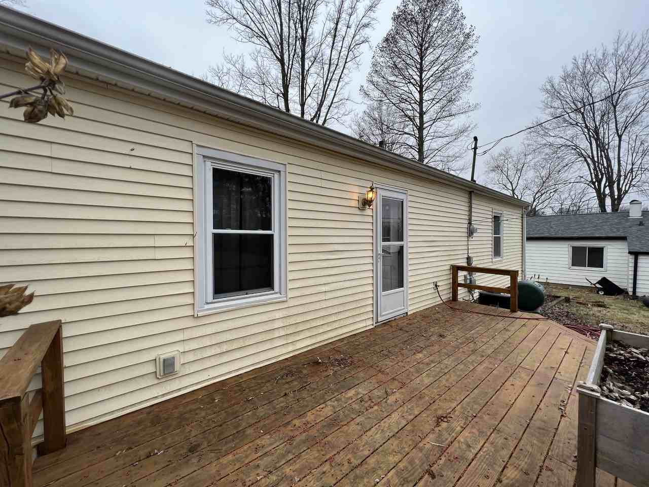 214 W Chester Dr - Photo 3 of 3