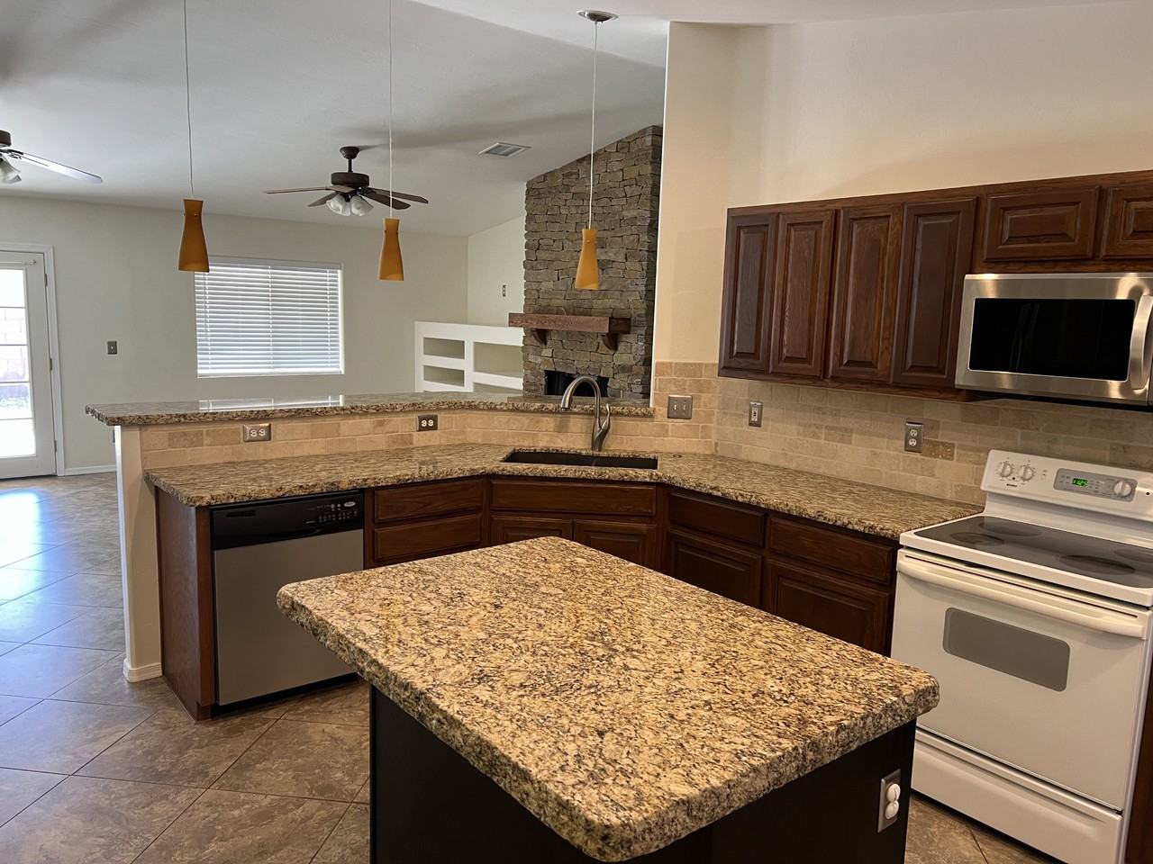 2843 W Ribera Pl - Photo 3 of 15