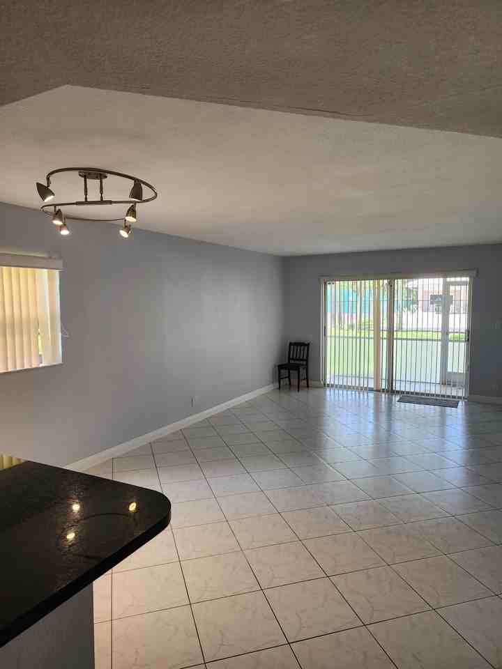 1200 Nw 87th Ave #109 - Photo 5 of 15