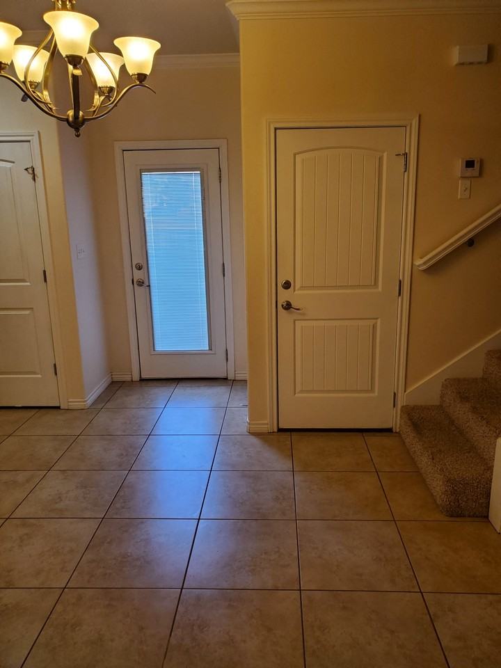7234 Barksdale Ln #TH - Photo 6 of 16