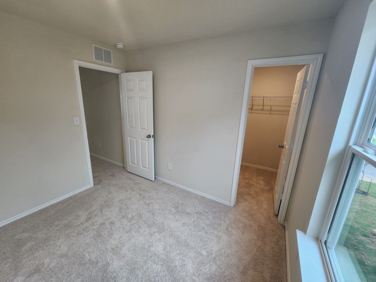 13737 Crossbow Rdg - Photo 5 of 14