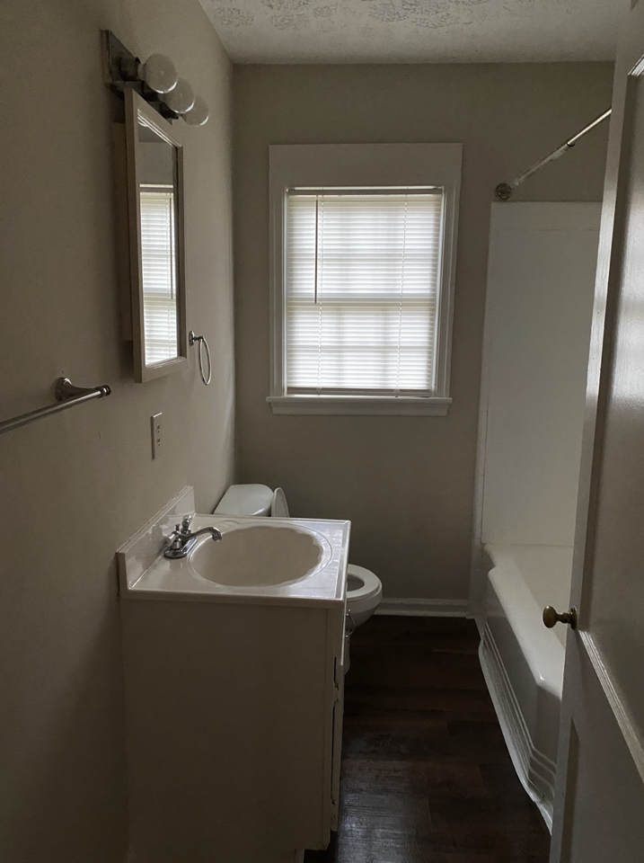 2602 Avalon Rd - Photo 2 of 7