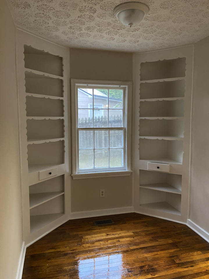 2602 Avalon Rd - Photo 3 of 7