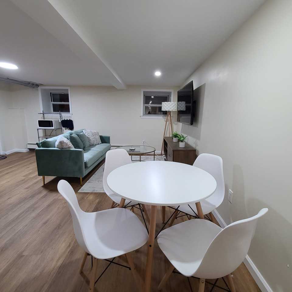 43rd St - Photo 7 of 7