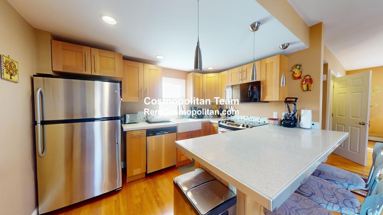 25 Cottage Ave #2 - Photo 2 of 17