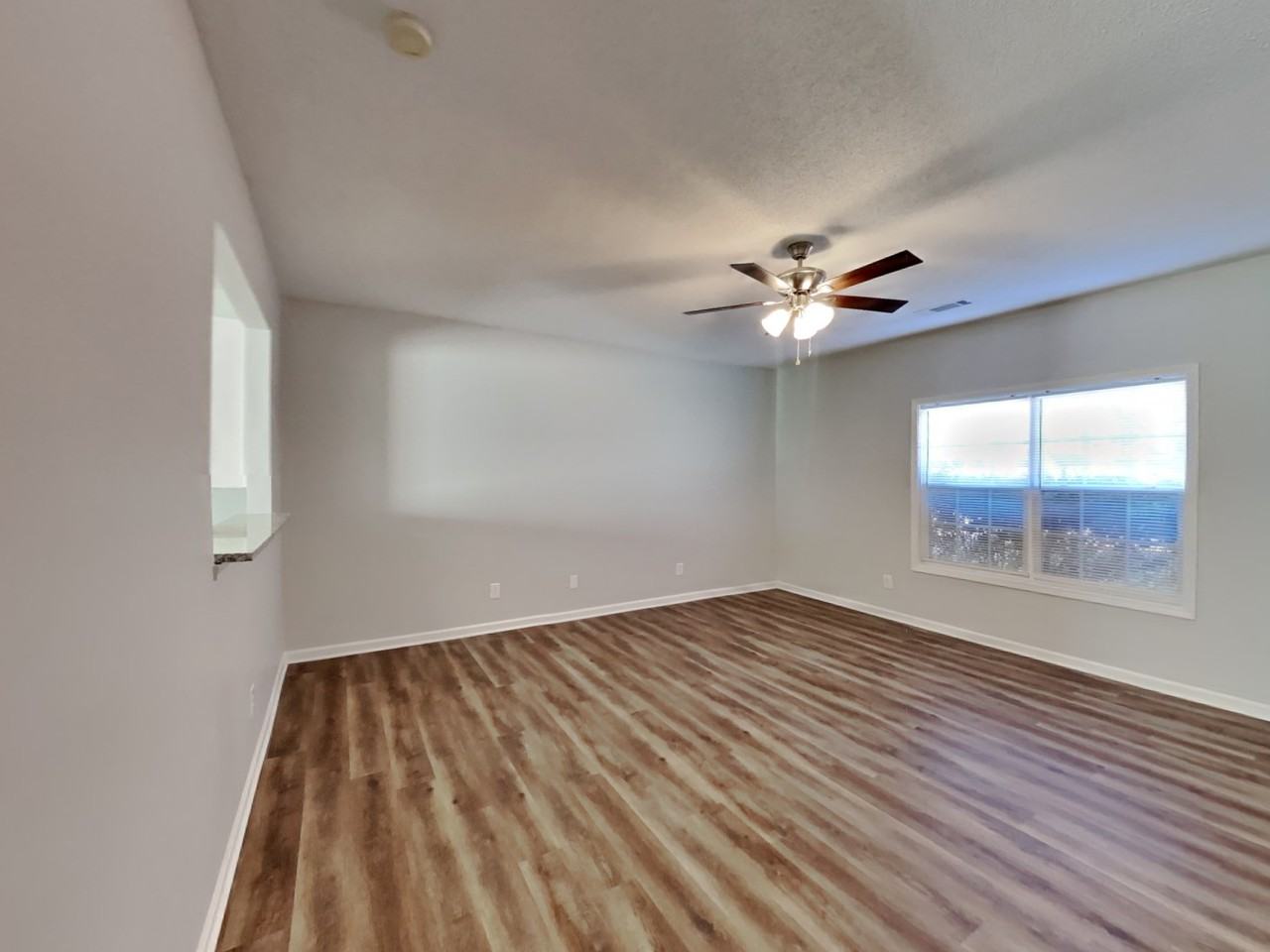 8644 Thomas Ln - Photo 2 of 17