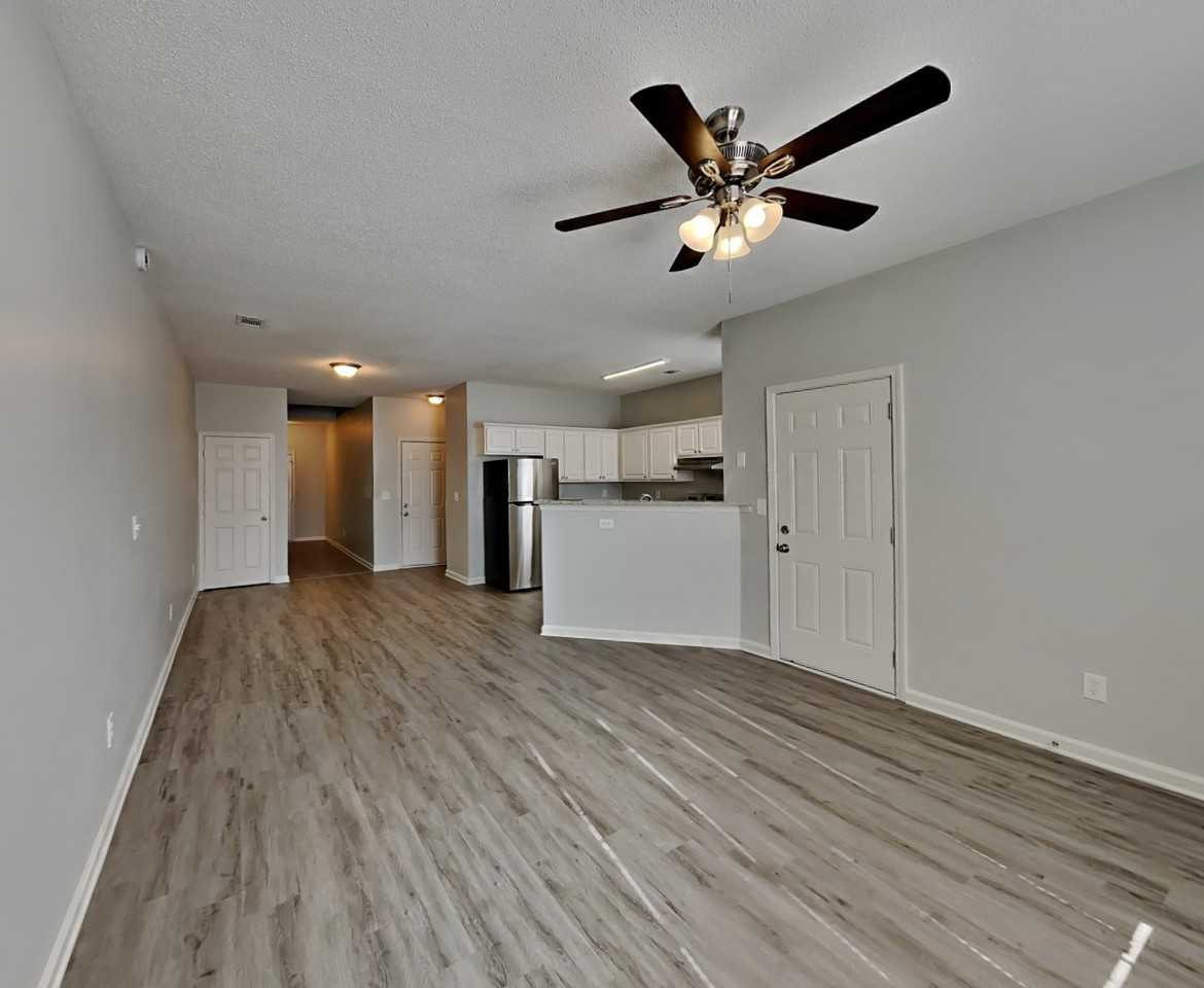 2429 Brianna Dr - Photo 2 of 18