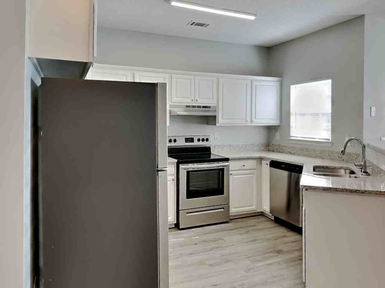 2429 Brianna Dr - Photo 3 of 18