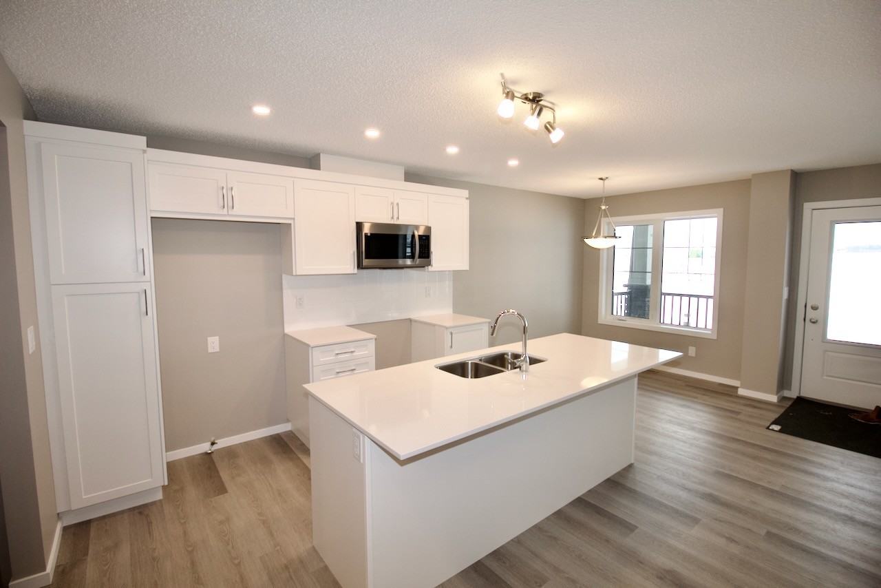 1049 Helen Lavender Lane - Photo 3 of 34