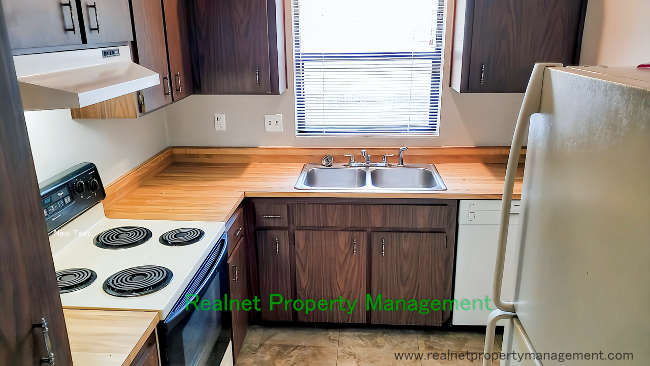 11511 Grove Ln - Photo 6 of 15