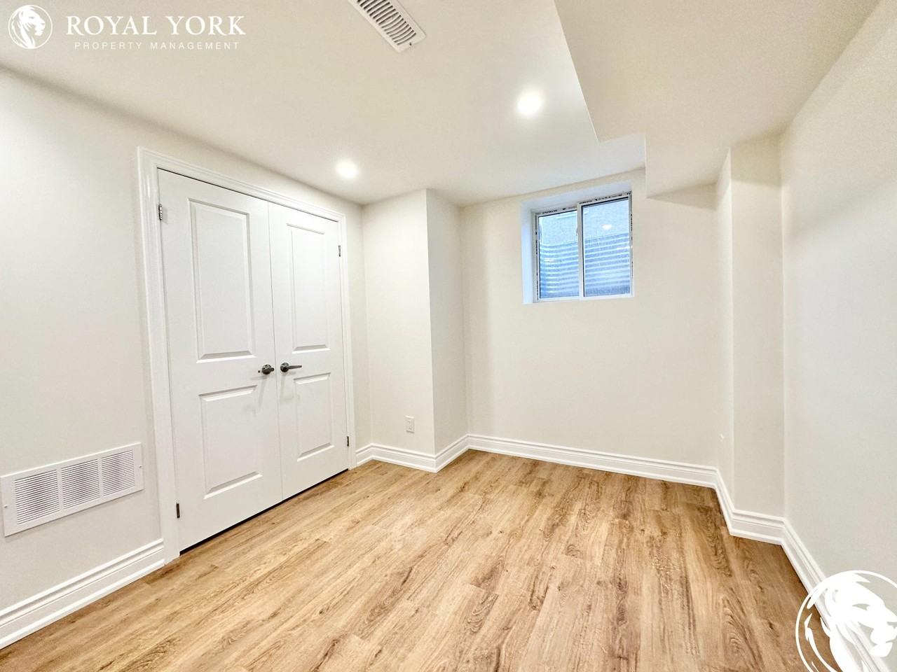 6 Broden Cres #2 - Photo 3 of 25