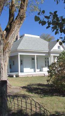 5746 Deschamps Ln - Photo 3 of 16