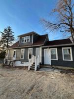 featured image of 393 Wellington Ave #2