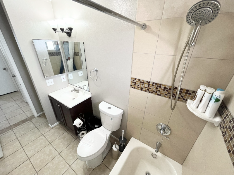 429 Longtree Ave - Photo 3 of 30