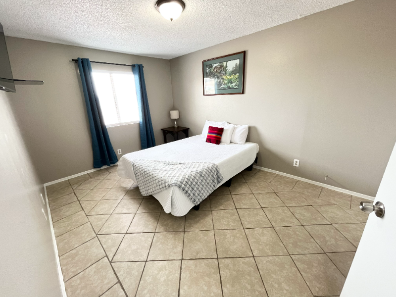 429 Longtree Ave - Photo 5 of 30