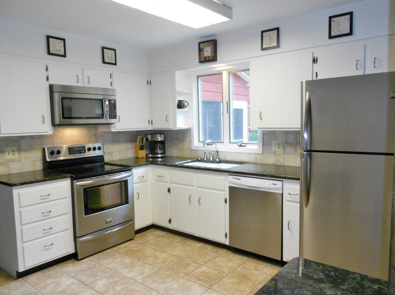 19 Revere Rd - Photo 3 of 10
