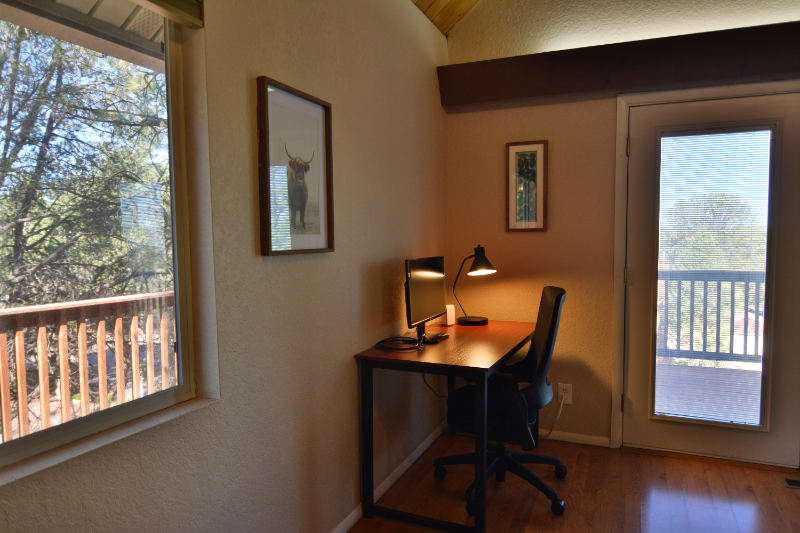 909 N Matterhorn Rd - Photo 6 of 12