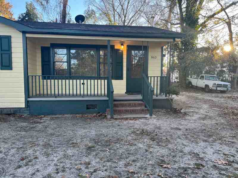 863 Burger St - Photo 3 of 4