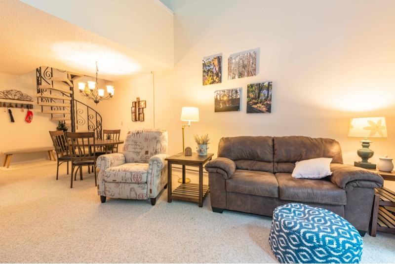 10 Elm Trl #10 - Photo 2 of 15